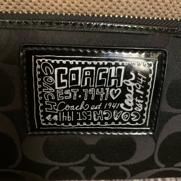 Authentic COACH Accordion Zip Wallet - Picture 3 of 10